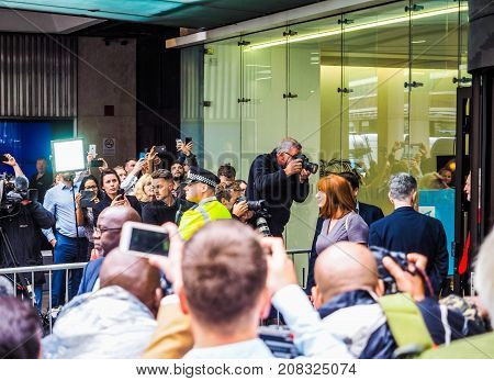 People Waiting For Corbyn In London, Hdr