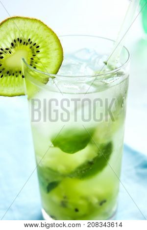 Kiwi Mojito (drink, Cocktail)