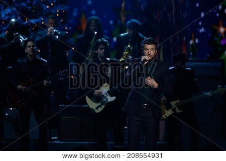 NASHVILLE, TN-NOV 7: Recording artist Brett Eldredge performs at the 2014 CMA Country Christmas at the Bridgestone Arena on November 7, 2014 in Nashville, Tennessee. 