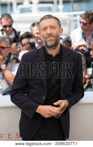 CANNES, FRANCE - MAY 19, 2016: Vincent Cassel attends the 'It's Only The End Of The World (Juste La Fin Du Monde)'  photocall. 69th annual Cannes Film Festival at the Palais des Festivals