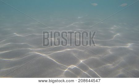 TRANSPARENT WATER BLUE TURQUOISE - BEAUTIFUL - THE DREAM