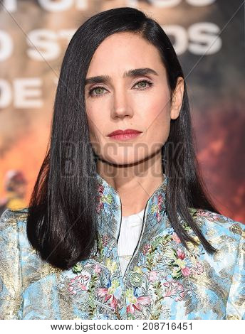 LOS ANGELES - OCT 08:  Jennifer Connelly arrives for the 
