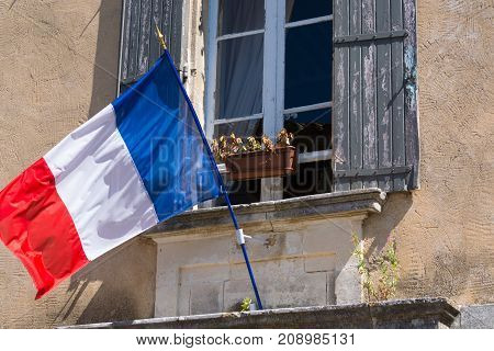 Flag Of France (french: Drapeau Français) Is A Tricolour Flag Featuring Three Vertical Bands Coloure