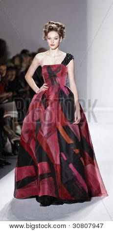 Zang Toi
