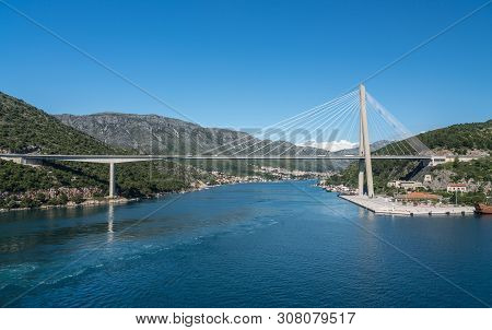 Dubrovnik, Croatia - 22 May 2019: Departing From The Franjo Tudman Bridge In The Dubrovnik Cruise Po