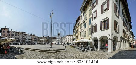Udine, Friuli Venezia Giulia Region, Italy. October 2018.a Panoramic View Of Matteotti Square