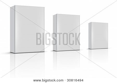 세 개의 빈 제품 상자