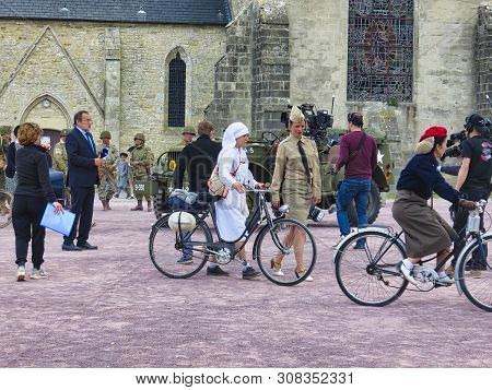 Sainte Mere, Normandy, France - June 06, 2019. D Day 75 Birthday Of French Liberation By Allied Coun