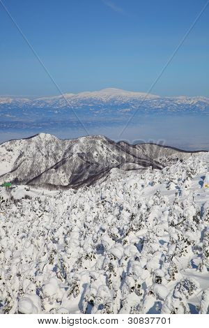 Měkká jinovatka a Mt. Gassan v Japonsku
