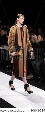 BCBGMAXAZRIA
