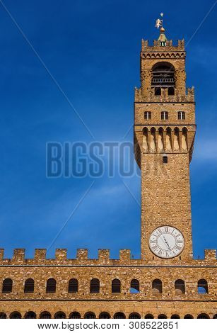 Palazzo Vecchio (old Palace), The Beautiful Florence Town Hall Erected In The 14th Century And  Desi