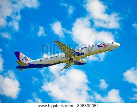 Sochi, Russia - October 8, 2018- Aircraft Airbus A321-211 Vq-bkh Of Ural Airlines
