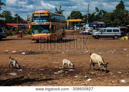 Pakse, Laos - Sep 9: View Of A Bus Station In Pakse, Laos On Sep 9, 2013. Pakse Is The Third Most Po