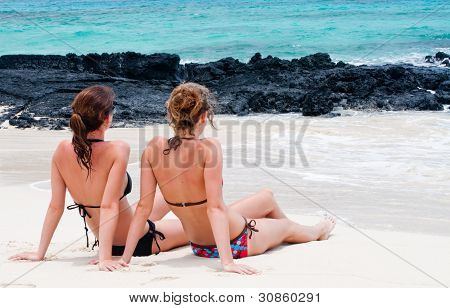 Ül a strandon
