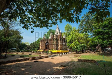Wat Chet Yot, Seven Pagoda Temple It Is A Major Tourist Attraction In Chiang Mai, Thailand.with Even