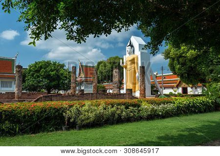Buddha Statue At Wat Phra Si Rattana Mahathat Also Colloquially Referred To As Wat Yai Is A Buddhist