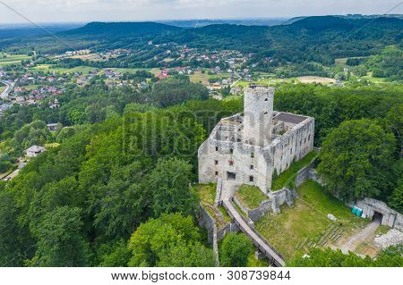 Babice, Poland - June 28, 2019: Aerial View Of Lipowiec Castle.. Historic Castle Lipowiec And Antiqu