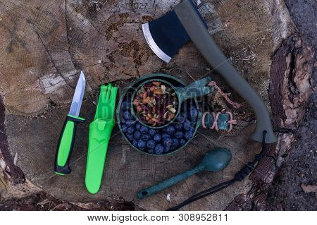 Accessories Huntsman And Forester. Ax And Knife Huntsman.