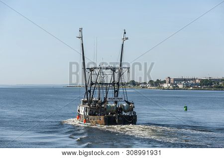 Fairhaven, Massachusetts, Usa - June 28, 2019: Commercial Fishing Vessel Ocean Pride Passing Factori