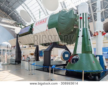 Moscow, Russia - June 08, 2019. Interior And Showpieces Of Pavilion Space And Transport. Almaz Space