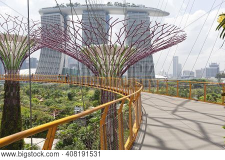 Singapore-march 27: View From The Walkway On The Supertree Grove At Gardens By The Bay On March 27, 
