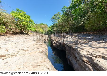 Panama, Gualaca  A Few Steps From The Town The Esti Creek Passes Through This Mini Canyon Where Tour