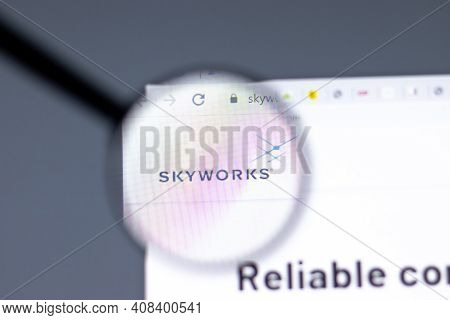 New York, Usa - 15 February 2021: Skyworks Solutions Website In Browser With Company Logo, Illustrat
