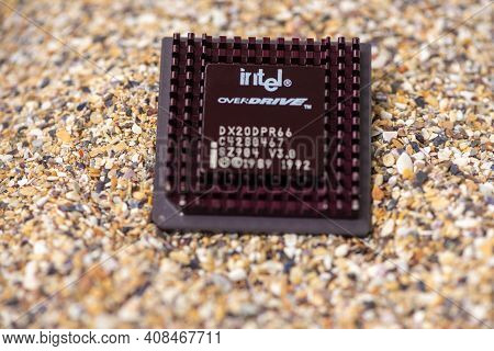Timisoara, Romania - October 17, 2020: Close-up Of An Intel 80486 Overdrive Dx20dpr66 Processor, 66 