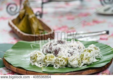 Coconut Dumplings (kanom Tom) And Sweet Stuffed Dough (kanom Sai Sai), Thai Traditional Sweet Desser