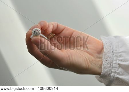 Woman And Vaginal Detox Pearls Vaginal Cleansing Detox