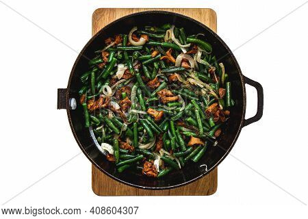 Stewed Green Beans With Vegetables And Mushrooms
