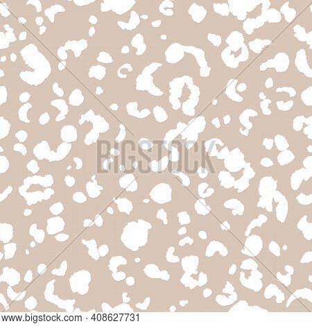 Abstract Modern Leopard Seamless Pattern. Animals Trendy Background. Beige And White Decorative Vect