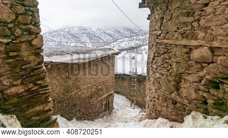 Hizan, Bitlis, Turkey - February 2020: Stone Houses Of A Villahe In Hizan Province In Winter, Easter