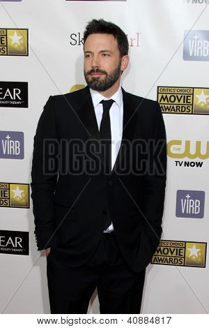 LOS ANGELES - 9 JAN: Ben Affleck arriva presso il XVIII Annual Critics' Choice Movie Awards a Barker 