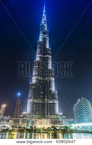 View On Burj Khalifa, Dubai, Uae, At Night