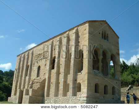 Santa María del Naranco 03