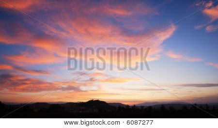 Roten Sonnenuntergang Wolken