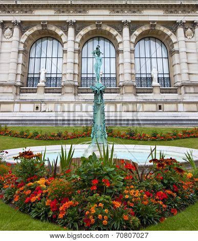Musée Galliera In Paris
