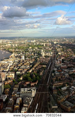 London Train line off into the horizon