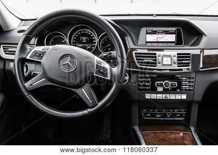 Mercedes-benz W212 E200