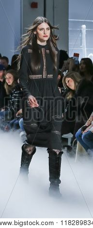 Nicole Miller Fw 2106
