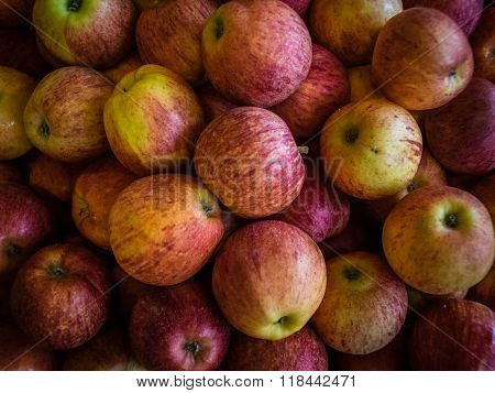 Tasty apples