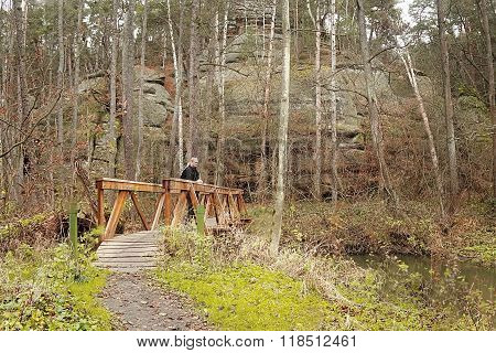 new wooden footbridge in Peklo Hell