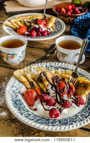 Pancakes With Berries