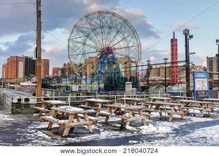 Wonder Wheel - Coney Island