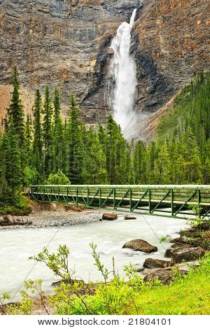 Takakkaw vízesés vízesés a Yoho Nemzeti Park, Amerikai Egyesült Államok