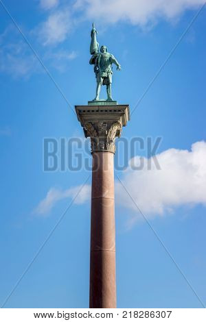 An image of the Engelbrekt statue at the city hall of Stockholm