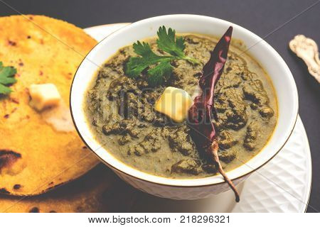 Sarson Ka Saag Makki Ki Roti popular north indian main course menu usually prepared in winter season