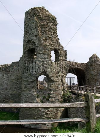 Castillo cara