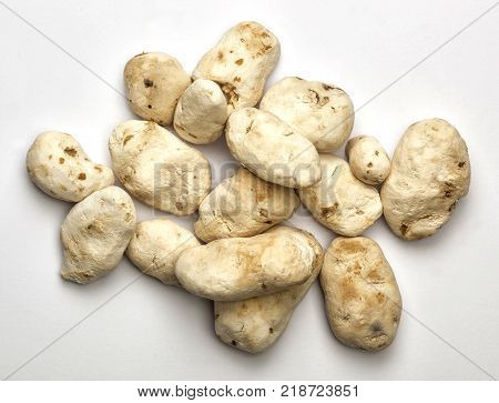 Freeze dried potatoes from Peru called chunos.